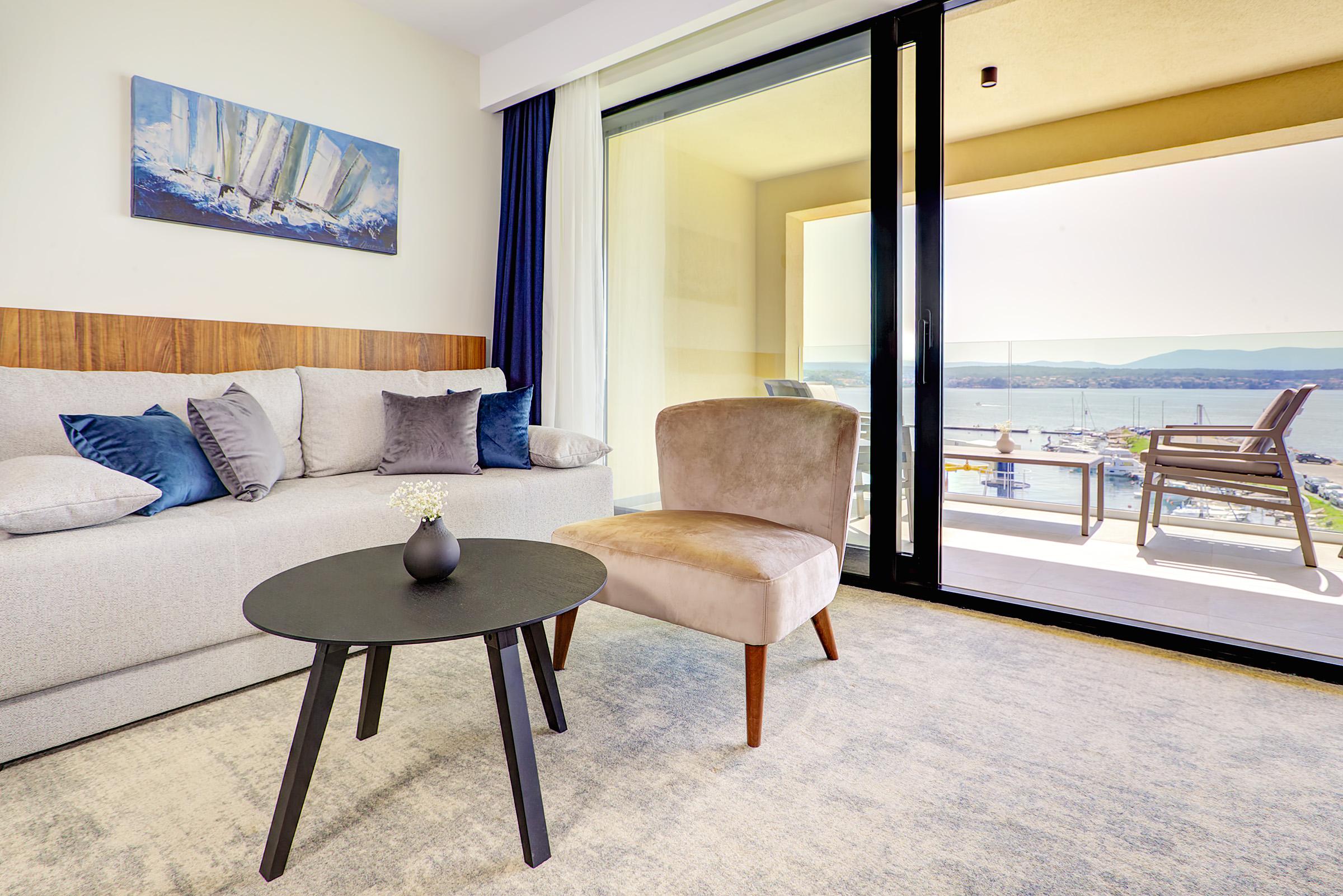 Luxury Riva Hotel