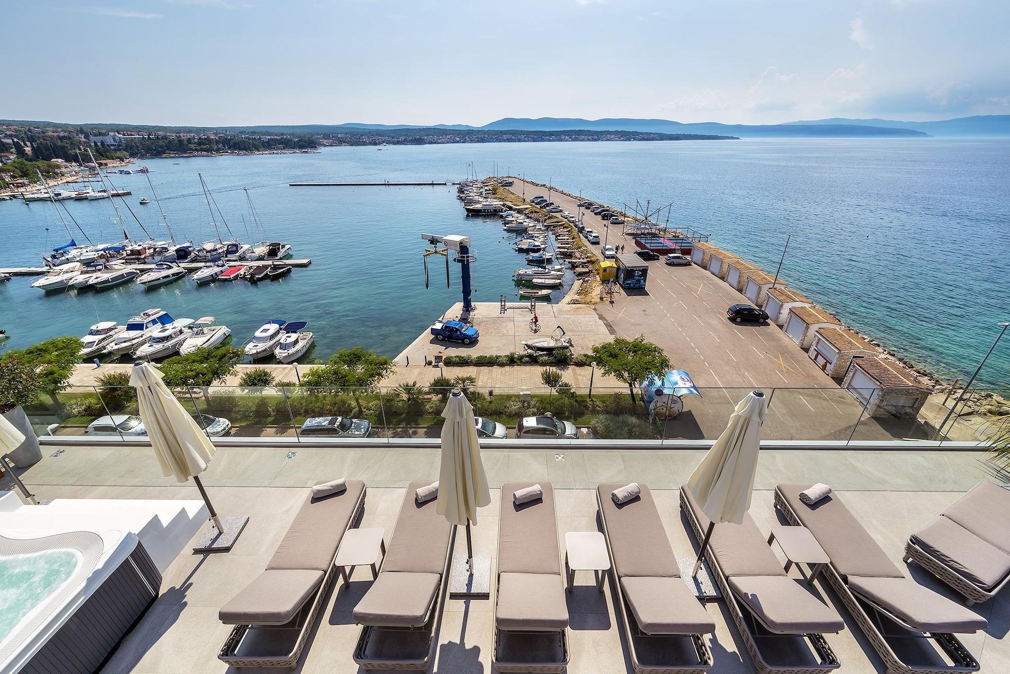 Luxury Riva
