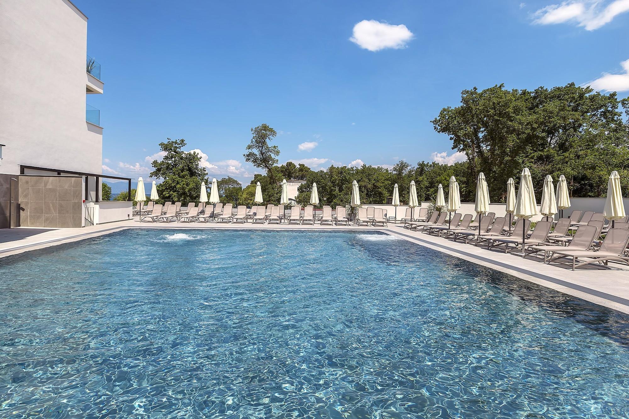 Luxury Riva Hotel 5*